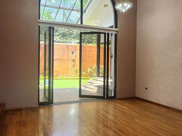 CASA EN VENTA EN ZAVALETA