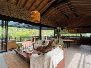 EXCLUSIVA CASA INDEPENDIENTE EN RENTA, RIONEGRO