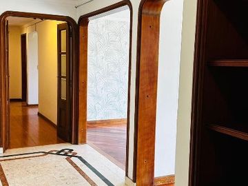 Apartamento en venta de 3 habitaciones con balcón en Bogotá, Chicó.