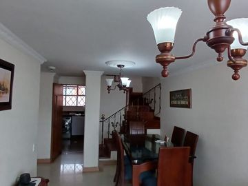 Apartamento en venta de 3 habitaciones en Bogotá, Britalia.
