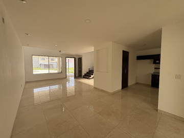 Casa en Venta Bosques Del Paraíso VI