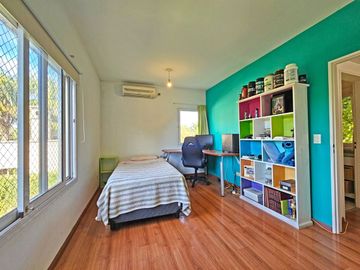 CASA VENTA PILAR BARRIO CERRADO VILLA OLIVOS