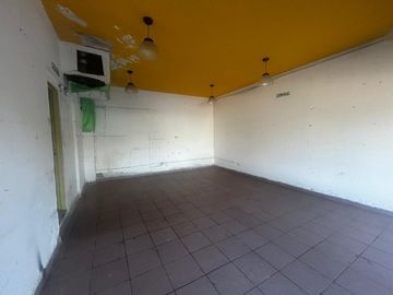 Local en Venta en La Boca – Ubicación Estratégica