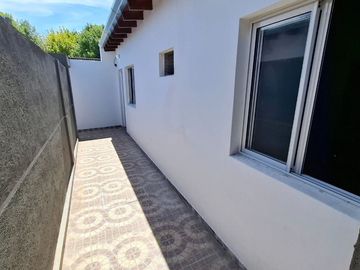 PH 2 AMBIENTES C PATIO ALQUILER GUILLON A ESTRENAR