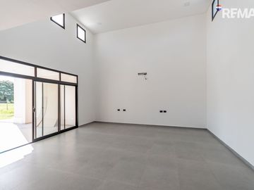 Venta Casa 5 amb a estrenar en Medal CC, Pilar