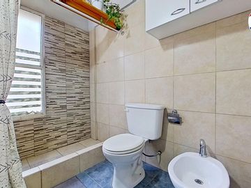 Depto 2 amb en venta en Banfield! Excelente zona!