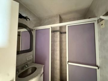 Dpto.3 Dormitorios c/cochera en Venta Centro Rcia-