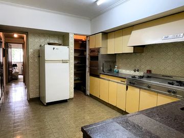 Departamento 4 habitaciones VENTA en LA PLATA