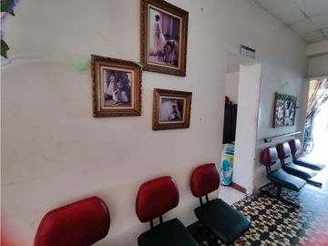 VENTA CASA DE DOS NIVELES PRADO CENTRO, MEDELLN 