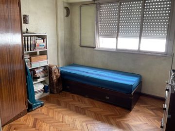 VENTA Departamento 3 Ambientes Muy Luminoso | A 1 Cuadra de Estación Constitución y Universidades