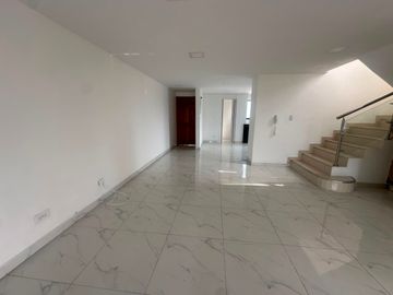 APARTAMENTO EN ARRIENDO/ LA CIRCUNVALAR / PEREIRA