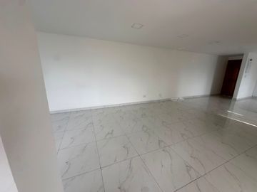 APARTAMENTO EN ARRIENDO/ LA CIRCUNVALAR / PEREIRA
