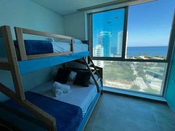 Apartamento en venta de 2 habitaciones con balcón en Santa marta, Playa Salguero.