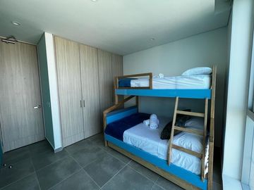 Apartamento en venta de 2 habitaciones con balcón en Santa marta, Playa Salguero.