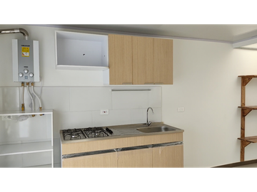 Arrienda Apartamento- segundo piso -parqueadero-c. montes-