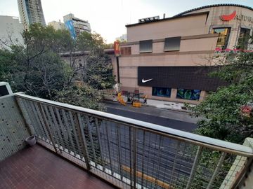 Venta depto 2 ambientes con balcon Recoleta