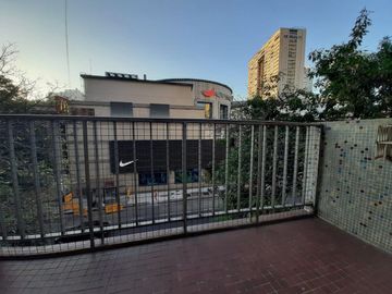 Venta depto 2 ambientes con balcon Recoleta