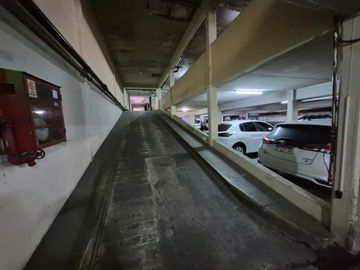 Venta departamento 4 ambientes c Balcon y Cochera