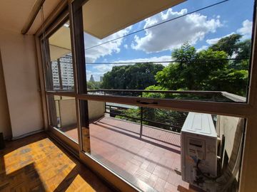 Venta departamento 4 ambientes c Balcon y Cochera