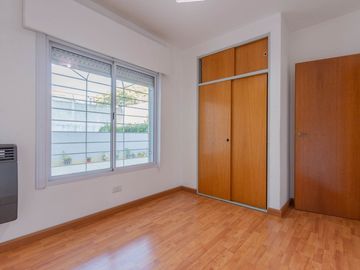 VENTA DEPARTAMENTO 3 AMBIENTES-PATIO VILLA URQUIZA