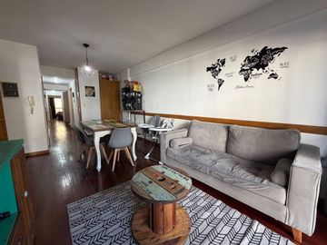 Venta Semipiso 3 amb Patio Balcón Villa Pueyrredon