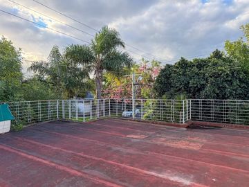 VENTA CASA 4 AMB COCHERA JARDIN PILETA CASTELAR