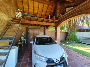 VENTA CASA 4 Amb. c/JARDIN y PILETA - OPORTUNIDAD!