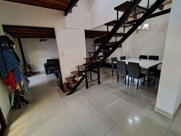 VENTA CASA 4 Amb. c/JARDIN y PILETA - OPORTUNIDAD!