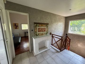 VENTA CASA 4 AMB B CERRADO PARQUE LELOIR APTO CRED