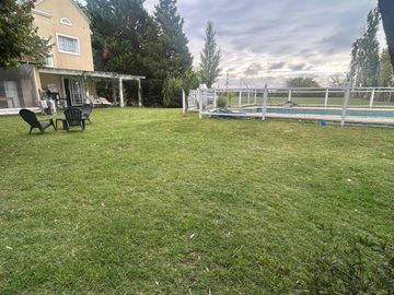 ALQUILER CASA AMUEBLADA EN QUINTAS DEL SOL EZEIZA