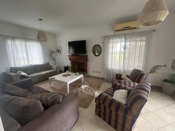 ALQUILER CASA AMUEBLADA EN QUINTAS DEL SOL EZEIZA