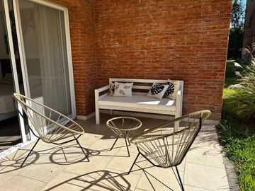 ALQUILER DEPTO CONDO TORTUGAS I, COCHERA , JARDIN