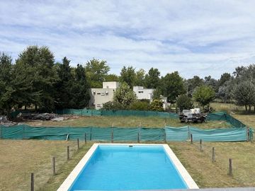 VENTA DUPLEX 4 AMB CARDALES VILLAGE PILETA FINANC
