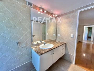 VENTA CASA 4 dormitorios HIGHLAND PARK gran parque