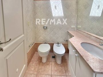 VENTA CASA 4 dormitorios HIGHLAND PARK gran parque