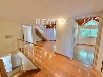 VENTA CASA 4 dormitorios HIGHLAND PARK gran parque