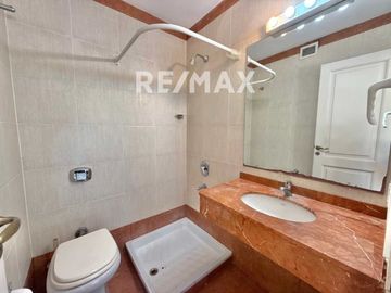 VENTA CASA 4 dormitorios HIGHLAND PARK gran parque