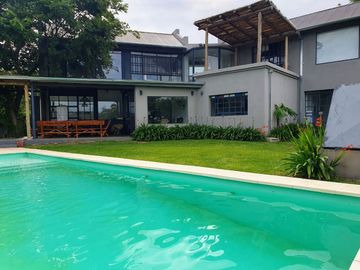 VENTA CASA 5 AMB. B° LOS JAZMINES PILAR DEL ESTE
