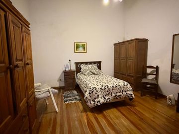 CASA DE PASILLO EN VENTA 3 DORM BARRIO MARTIN