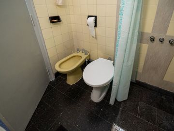 VENTA CASA DE TRES DORMITORIOS