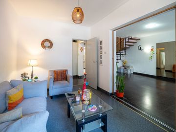 VENTA CASA DE TRES DORMITORIOS