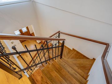 CASA 7 AMB BARRIO INGLES HURLINGHAM - APTO CREDITO