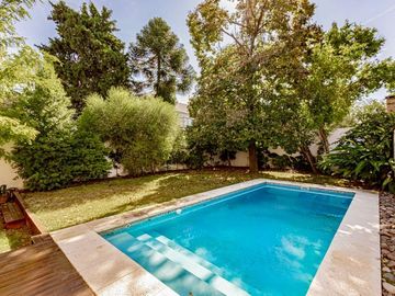 CASA 7 AMB BARRIO INGLES HURLINGHAM - APTO CREDITO