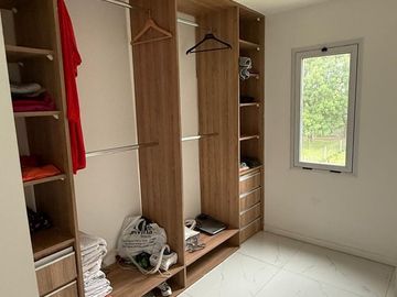 venta Casa 5 ambientes con pileta Haras del Sol