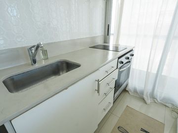 VENTA 3 AMBIENTE COCHERA BAULERA TORRE AWWA OLIVOS