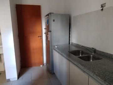 REMAX ALQUILA DPTO 1 DORMITORIO