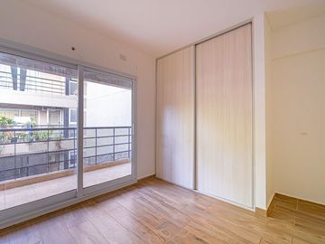 VENTA DEPARTAMENTO 2 AMBIENTES PARQUE CHAS