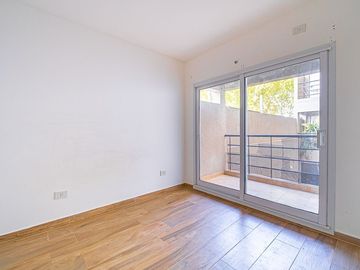 VENTA DEPARTAMENTO 2 AMBIENTES PARQUE CHAS