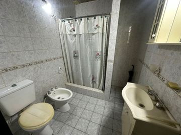 CASA 4 AMBIENTES VENTA HURLINGHAM FINANCIA
