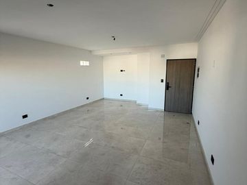 VENTA DEPARTAMENTO 3 AMBIENTES EN LINIERS SEMIPISO